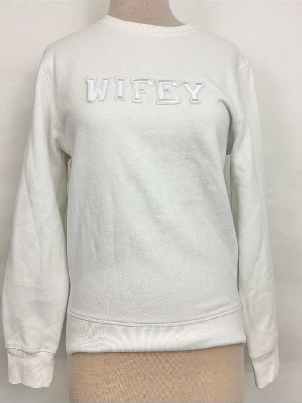 Amazon Embroidered Wifey White Crewneck Sweatshirt Bridal Engagement Wedding XS